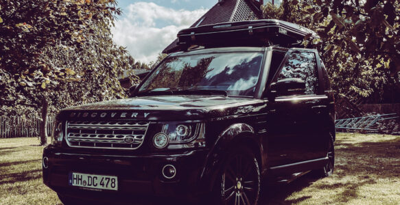 Probefahrt: Mit Landrover und Dachzelt an der Elbe